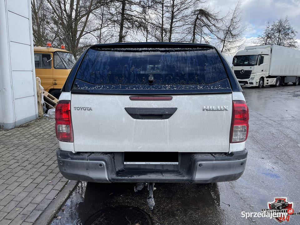 Zabudowa Toyota Hilux hardtop pickup Pasłęk