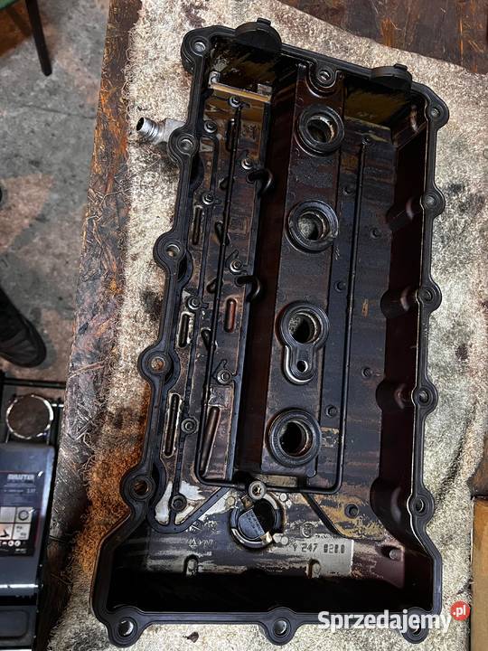 Pokrywa zaworów BMW M44B19 Piasek