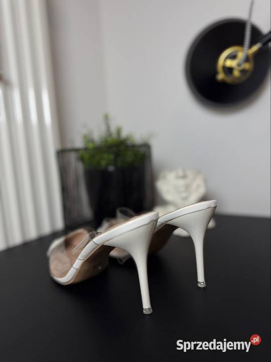 Buty damskie na obcasie inna