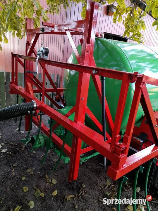 Beczkowóz gnojowica podlewanie Piaski