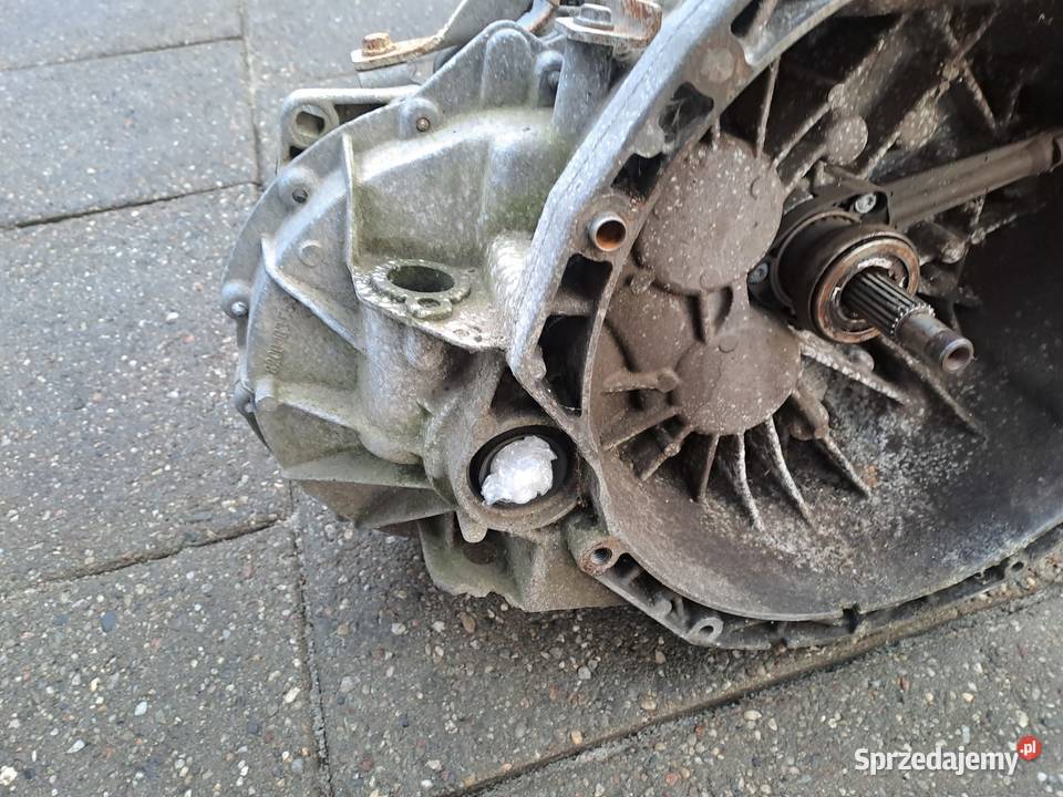 Renault Master 25 DCi skrzynia biegów Rok produkcji 2004 Jastrzębie-Zdrój