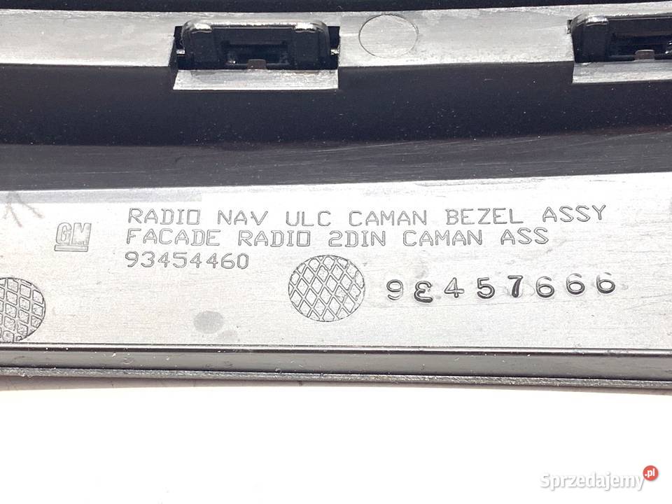 LISTWY DEKOR OPEL VIVARO B 682604006R Bus 1419