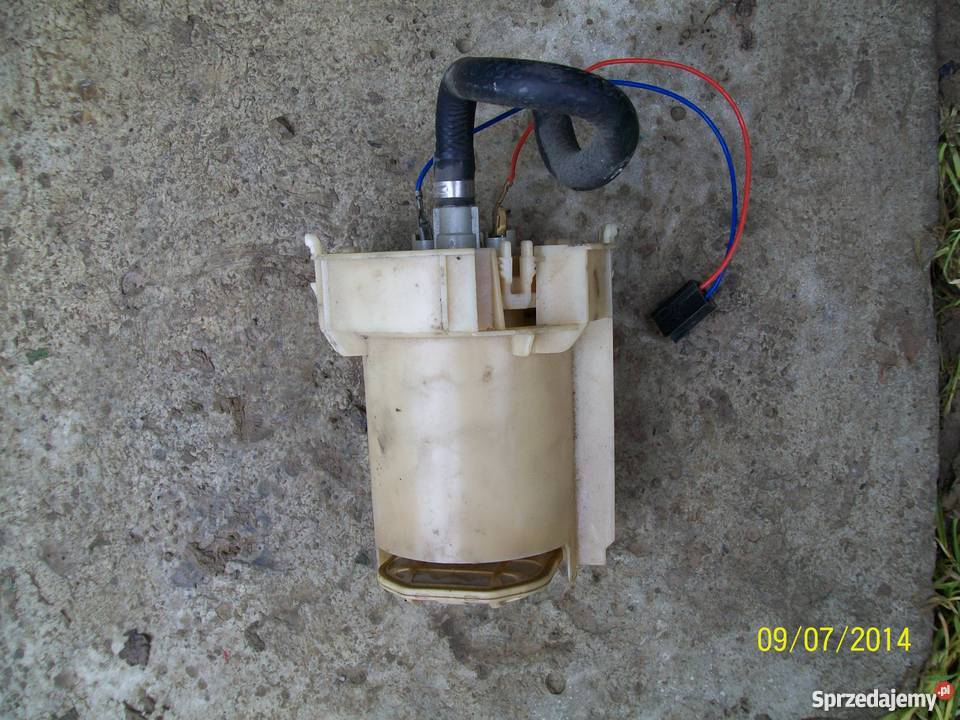 pompa paliwa vectra b 18 16V Dynów sprzedam