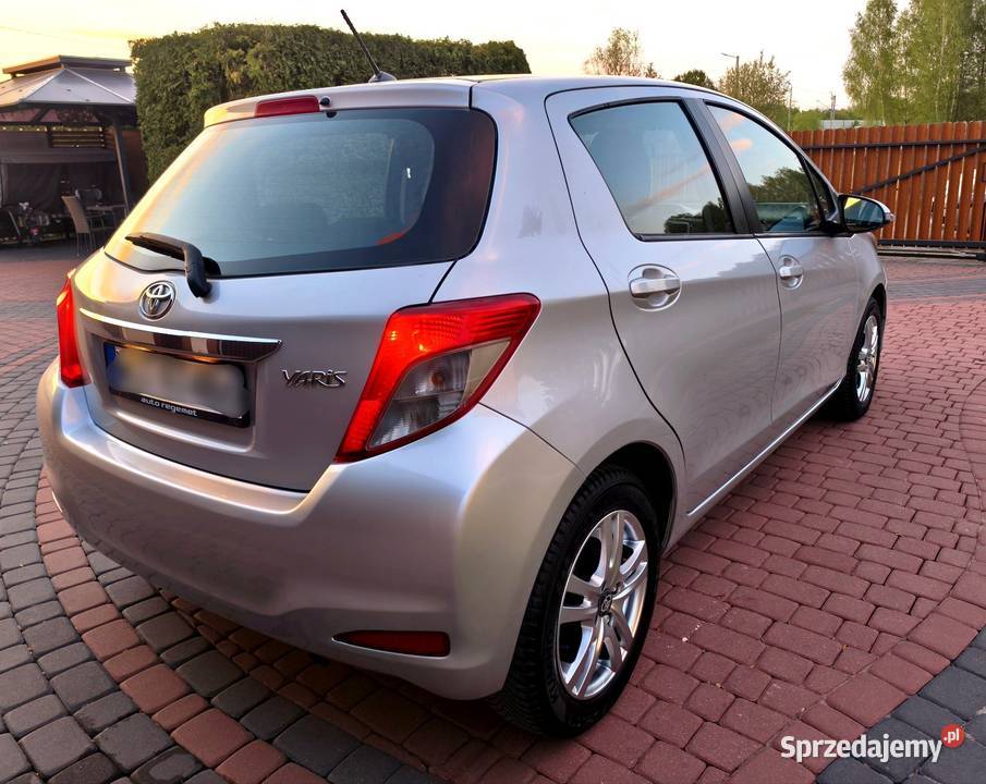Toyota Yaris III 2012r Benzyna Zadbana Łochów