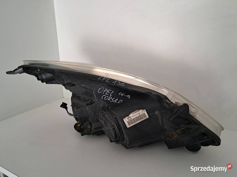 OPEL CORSA D 0614 LAMPA PRZÓD PRZEDNIA LEWA Słowikowo
