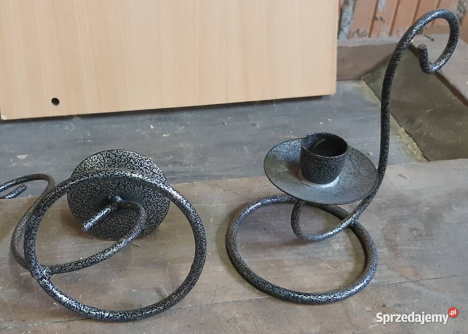 Stojaki na wino i świeczniki z drutu Czachówek