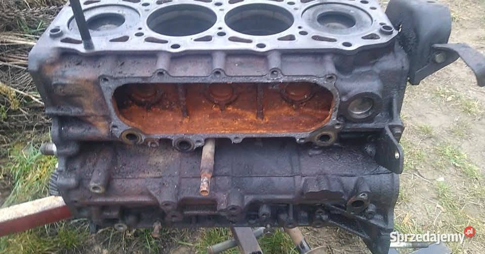 Naprawy blacharskie mechaniczne remonty silników Naprawa i warsztat Waliły-Stacja naprawa