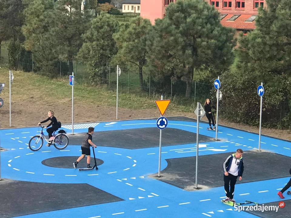 Miasteczko rowerowe nietypowe2 20x20m Piła
