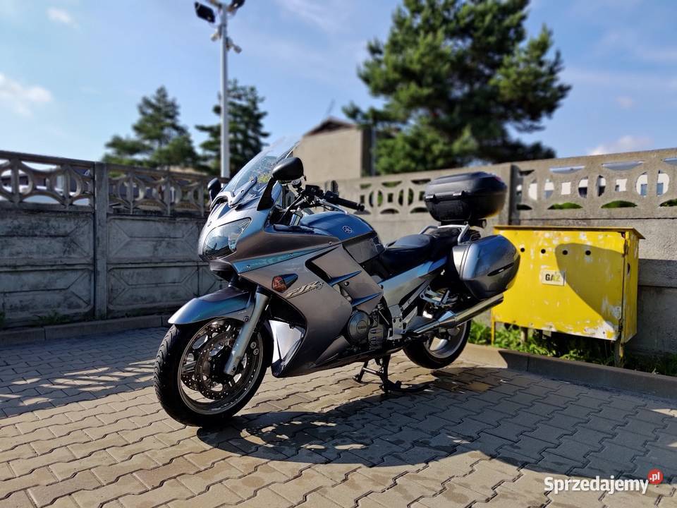 Zadbana Yamaha FJR 1300 gotowa na trasę bez Yamaha śląskie