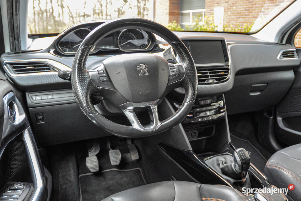 Peugeot 2008 2015 r 107 Skóry Bezwypadkowy 107000km Wrocław sprzedam