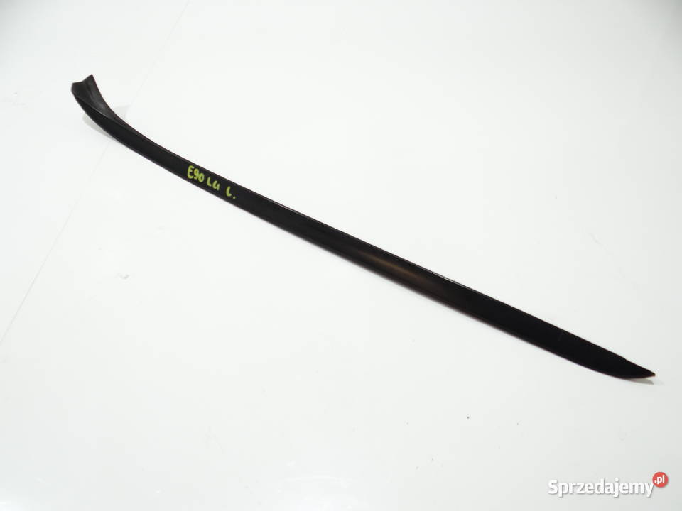 LISTWA SZYBY CZOŁOWEJ LEWA BMW E90 LCI 17229535 Strzyżewice