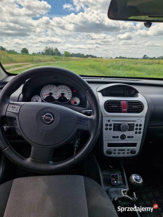 Opel corsa c 10 2005r climatronik elszyby Oświęcim