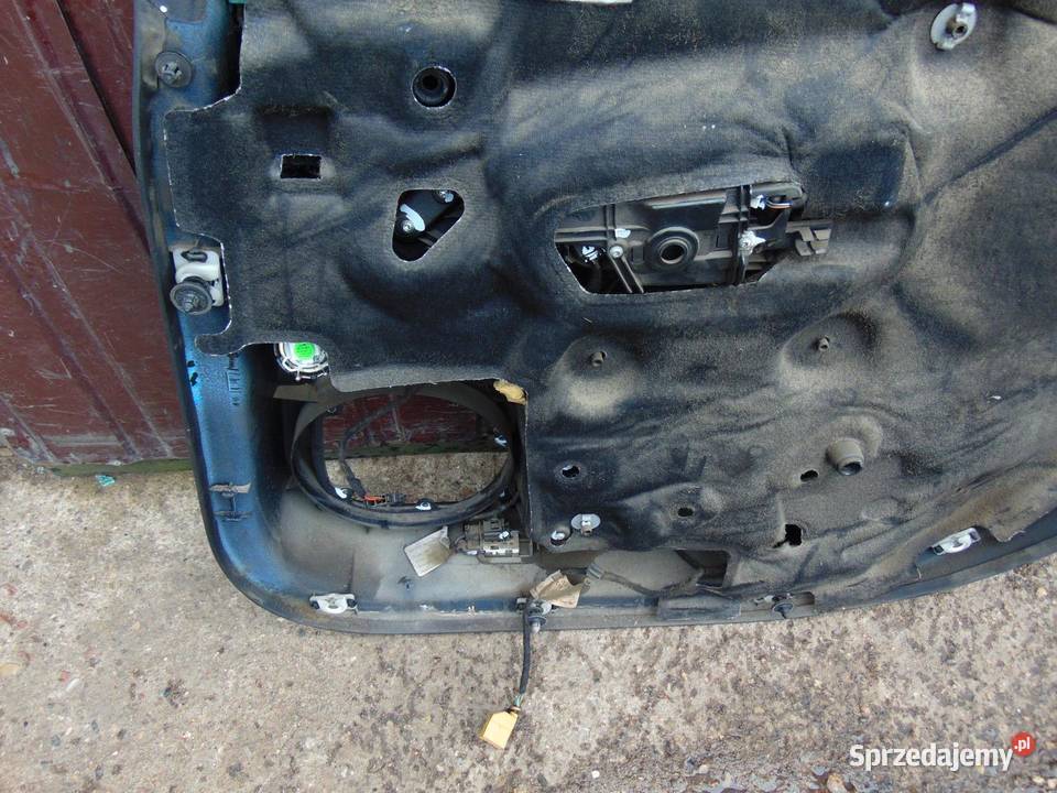 TAPICERKA DRZWI LEWY TYŁ AUDI A8 D3