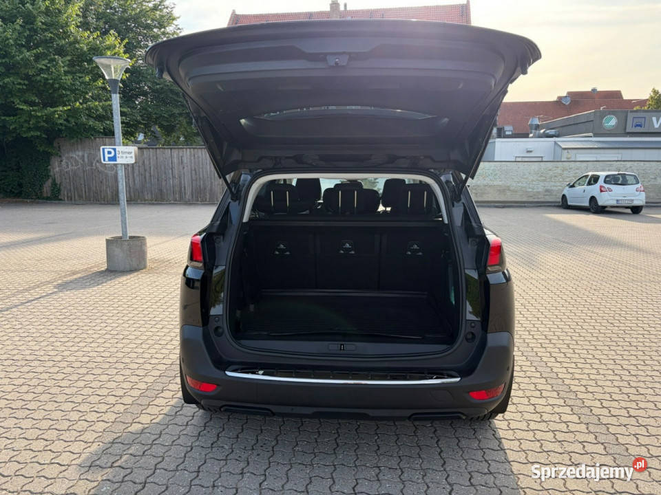 Peugeot 5008 II 2017