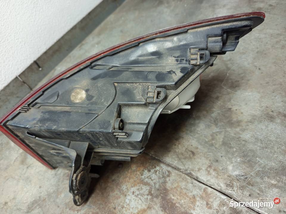 Lampa tylna lewa audi a4 w9 kombi orginalna Lampy tylne Rzeszów sprzedam