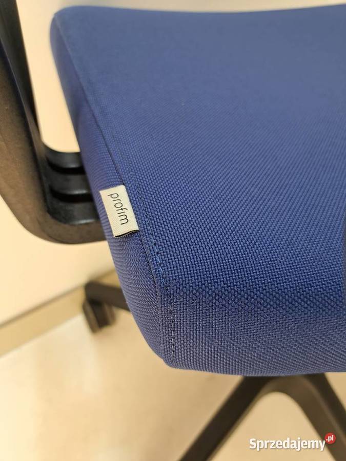 Fotel Biurowy obrotowy Profim Raya 21S