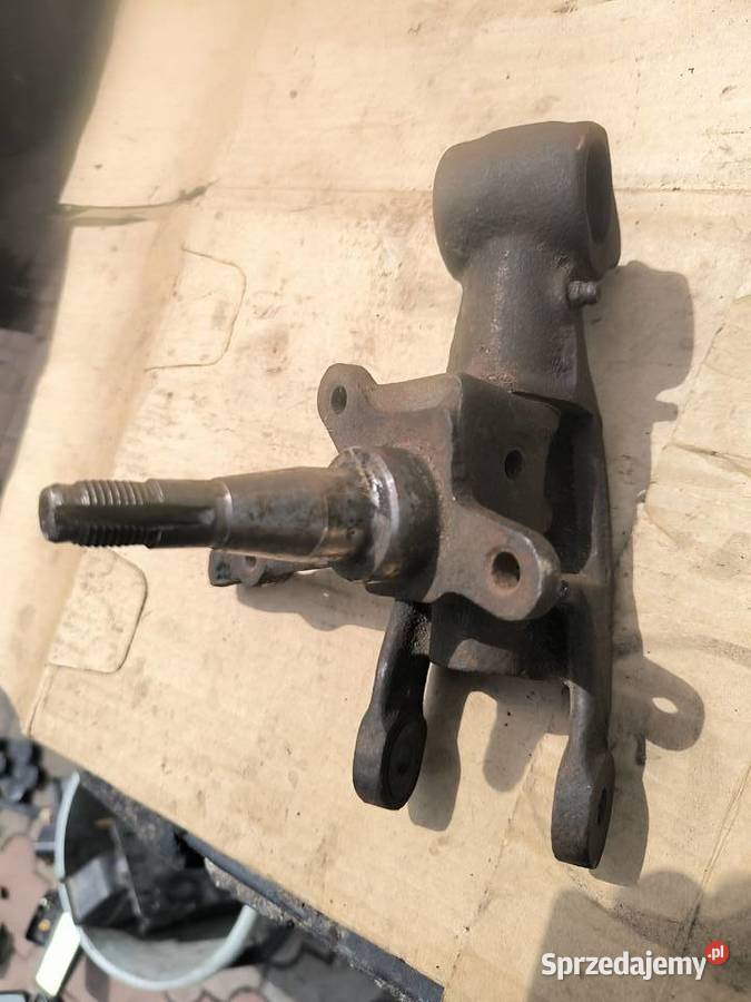 Fiat 126p BIS 700 zwrotnica lewa prawa obejma osobowe