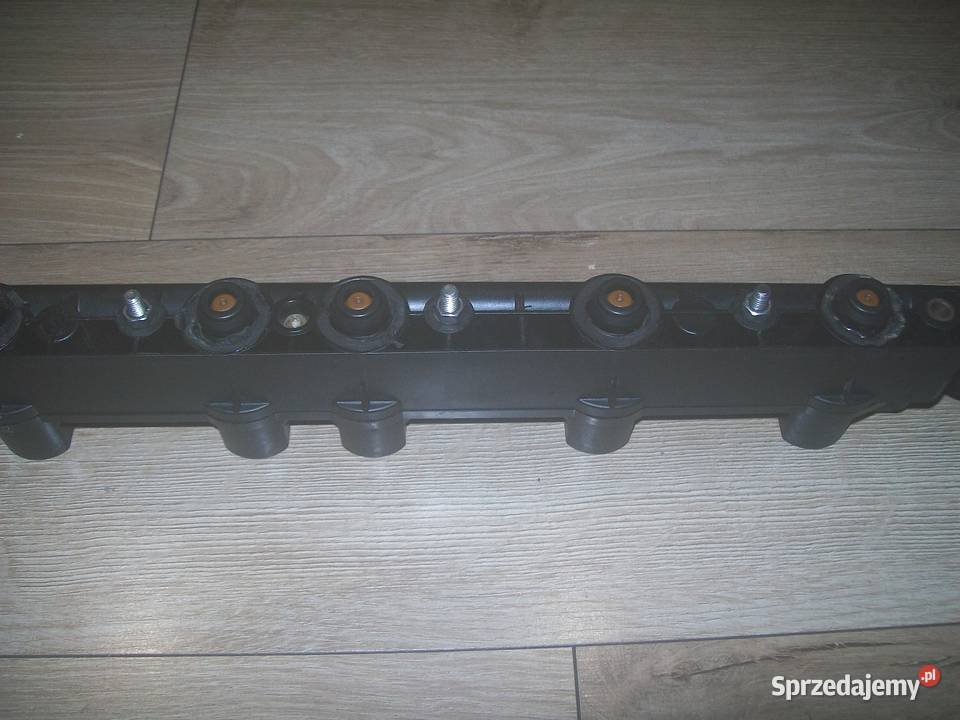 VW T4 25B BENZYNA 110 LISTWA WTRYSKÓW WTRYSKOWA osobowe Świerzawa