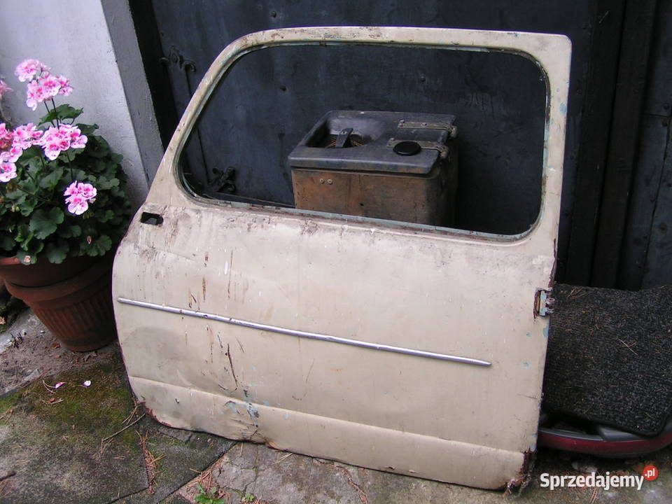 Zderzak Opel KADET Łezka tylny Karoseria