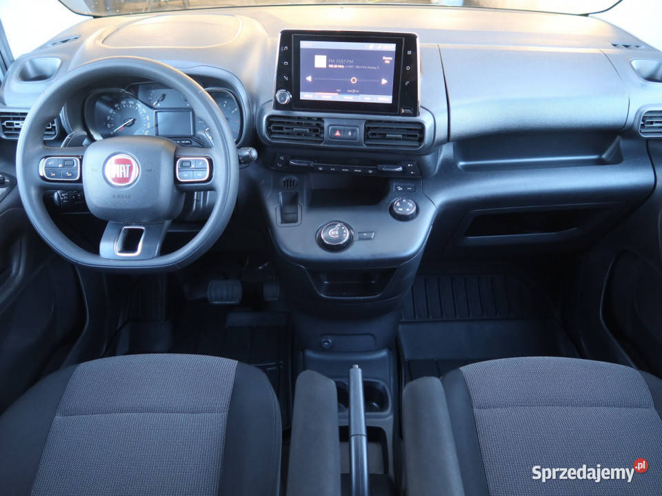 Fiat Doblo 15 BlueHDi czujnik zmierzchu Katowice