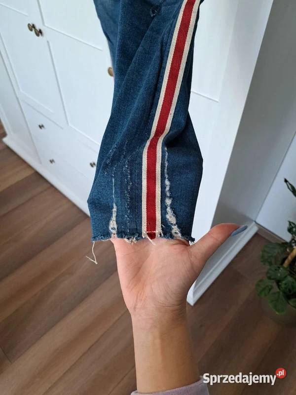 Jeansy Zara z lampasem unikalny styl 36
