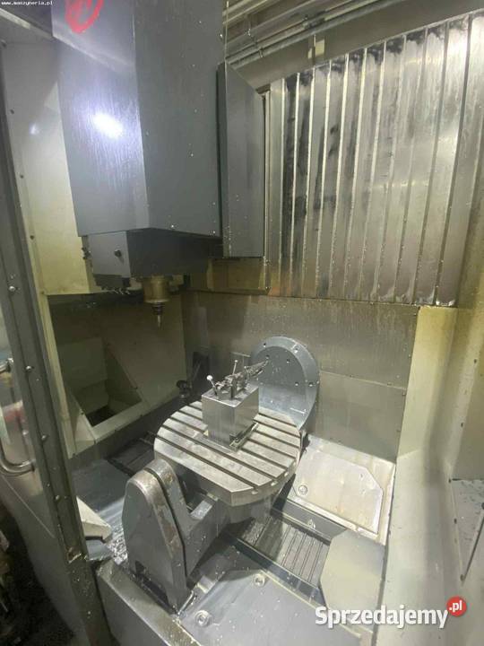 Centrum frezerskie CNC HAAS UMC 750 5 AXIS Jelenia Góra
