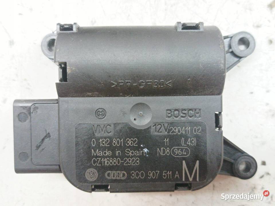 SILNICZEK NAGRZEWNICY KPL 2 3C0907511A Rok produkcji 2011