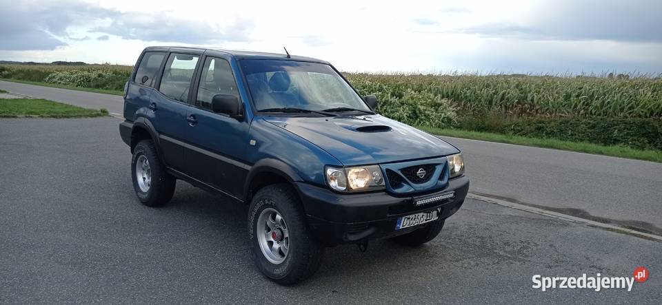 Nissan Terrano 27 TDi odbudowie Terrano Nysa