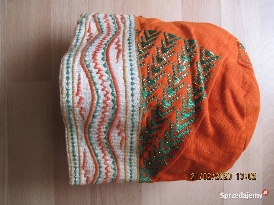 czapeczki nakrycia glowy z różnych krajow świata dolnośląskie Wrocław