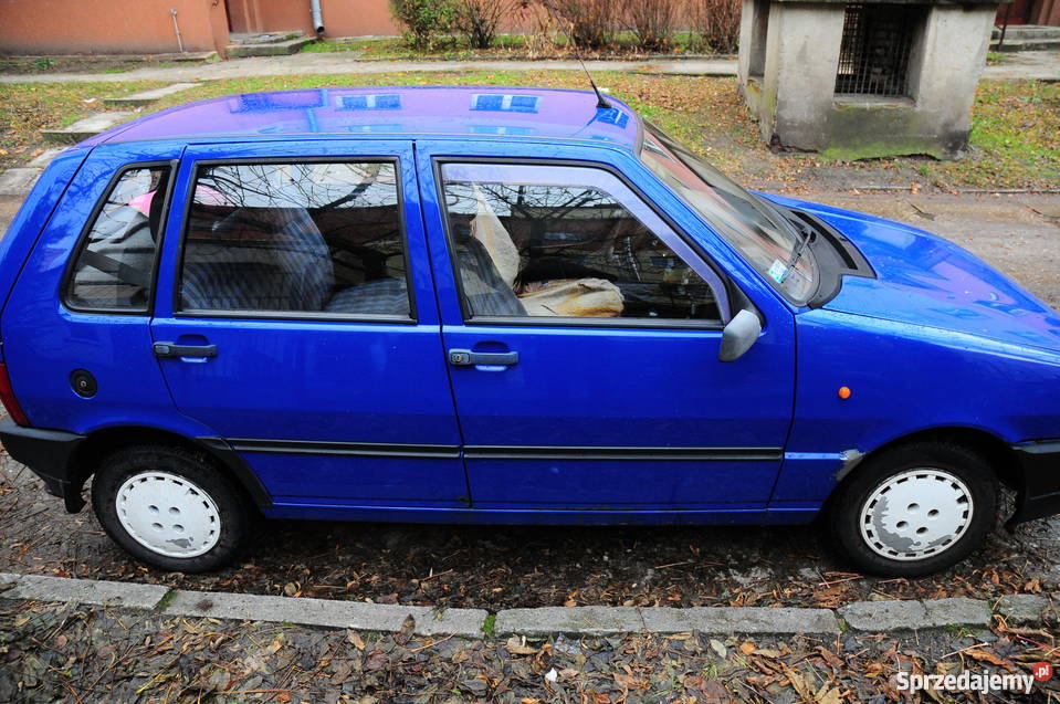 FIAT UNO 900 2000 GAZ Tomaszów Mazowiecki