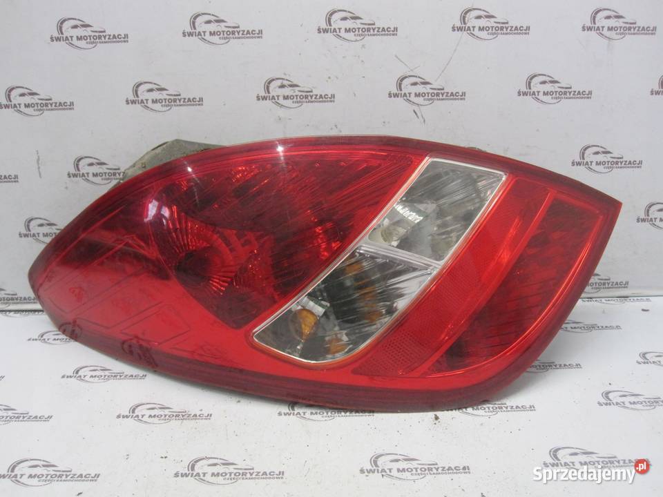 HYUNDAI I20 I 10r lampa lewa tył 924011J0