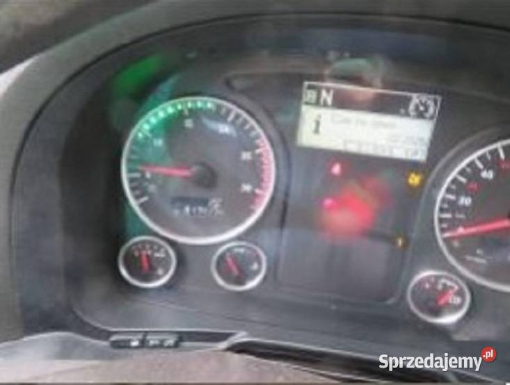 Syndyk sprzeda ciągnik siodłowy MAN TGX 2017