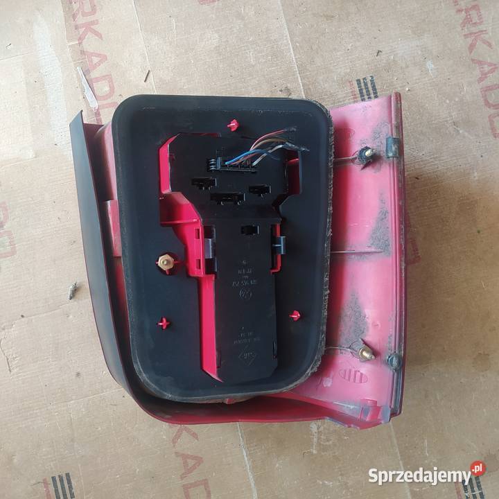 Lampa lewa prawa tył VW passat B5 kombi Części samochodowe Sokołów Podlaski