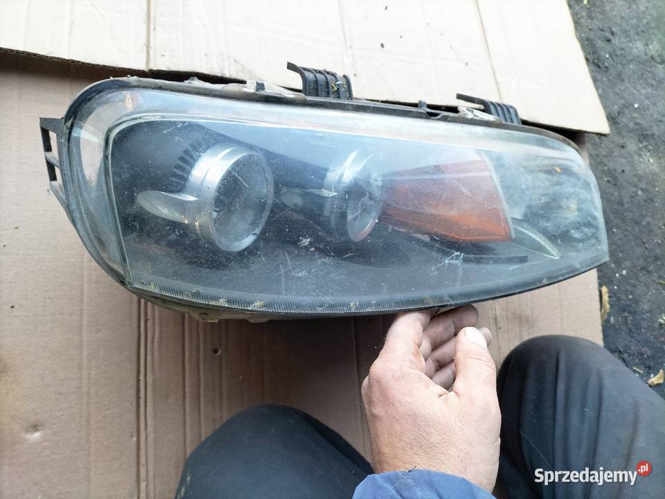 FIAT PUNTO MK1 MK2 LAMPA PRZEDNIA PRAWA Oświetlenie Kamień-Kolonia