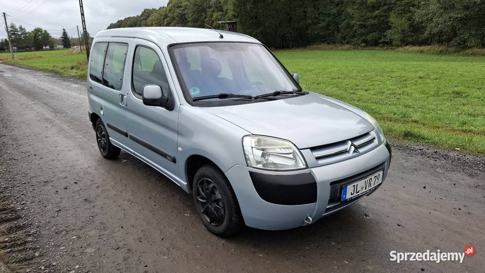 Citroen Berlingo 14 benzyna klimatyzacja 2004 nieuszkodzony Berlingo Polska Nowa Wieś sprzedam