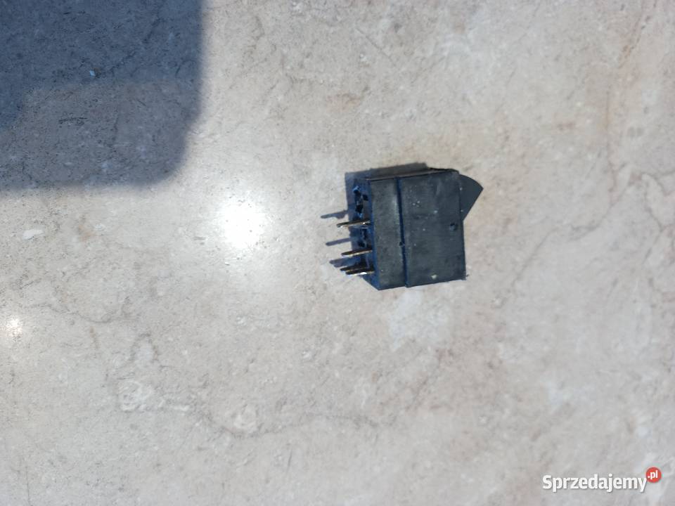 Włącznik świateł przeciwmgielnych Fiat 126p 125p