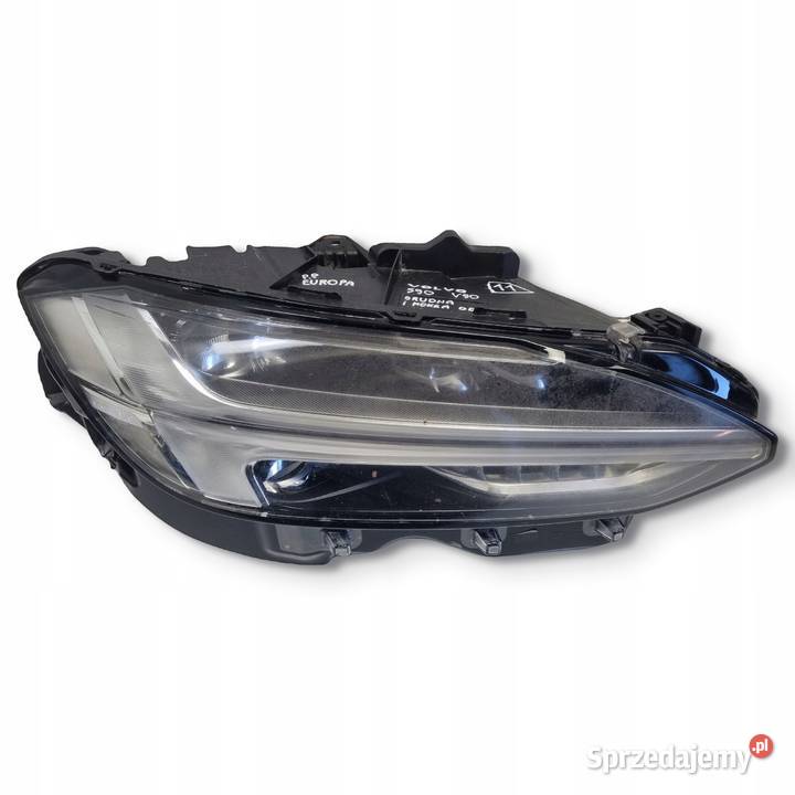 LAMPA PRAWA Volvo V90 S90 II prawy przód Lampy przednie Chełm sprzedam