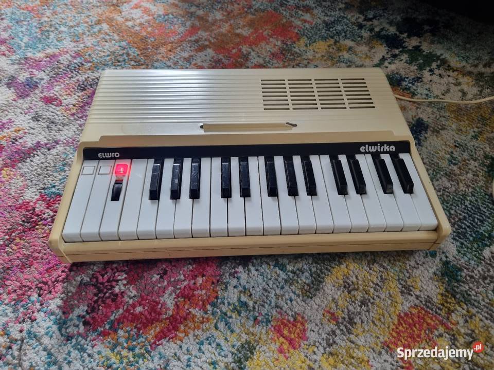 Organy ELWRO ELWIRKA lata 80 PRL sentyzator Solnica
