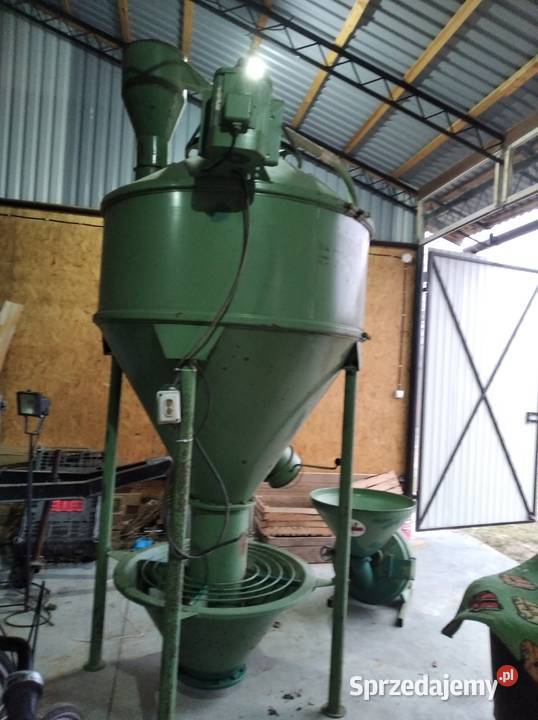 mieszalnik pasz z śrutownikiem tłoczącym Dulcza Wielka sprzedam