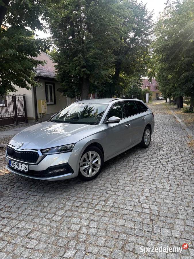 Skoda Octavia IV 15 DsgCeramikaDwa komplety opon benzyna Węgrów