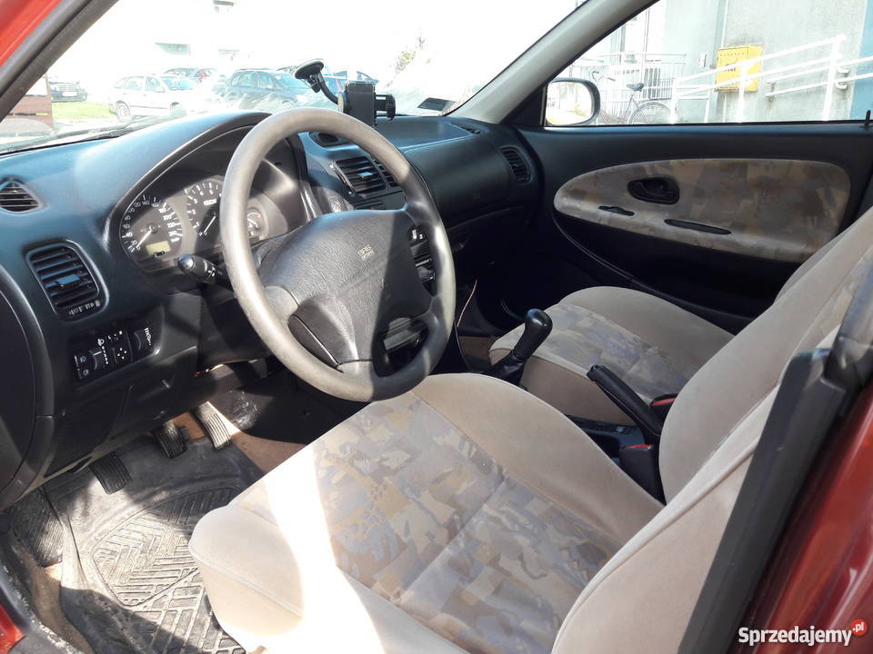 Mitsubishi Carisma 18Gdi Jasne Wnętrze Car audio 1834cm3 Carisma