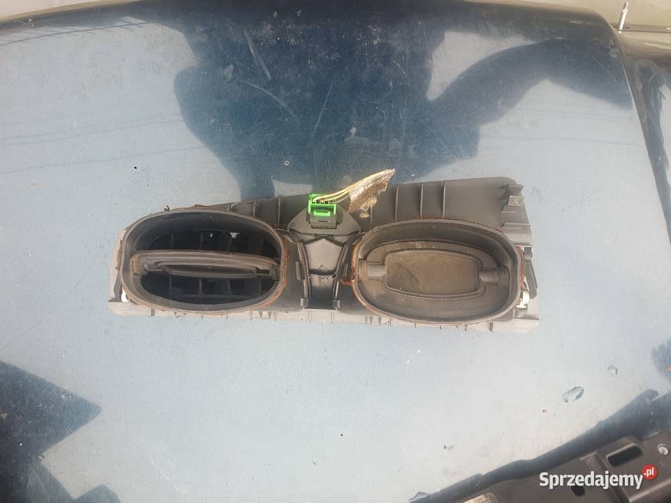 Kratka nawiewu środkowa Volvo s60 I v70 II 0004 Kraków sprzedam