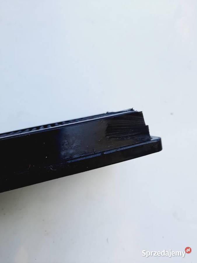 KN 332844 Filtr powietrza Citroen C2 C3 Peugeot