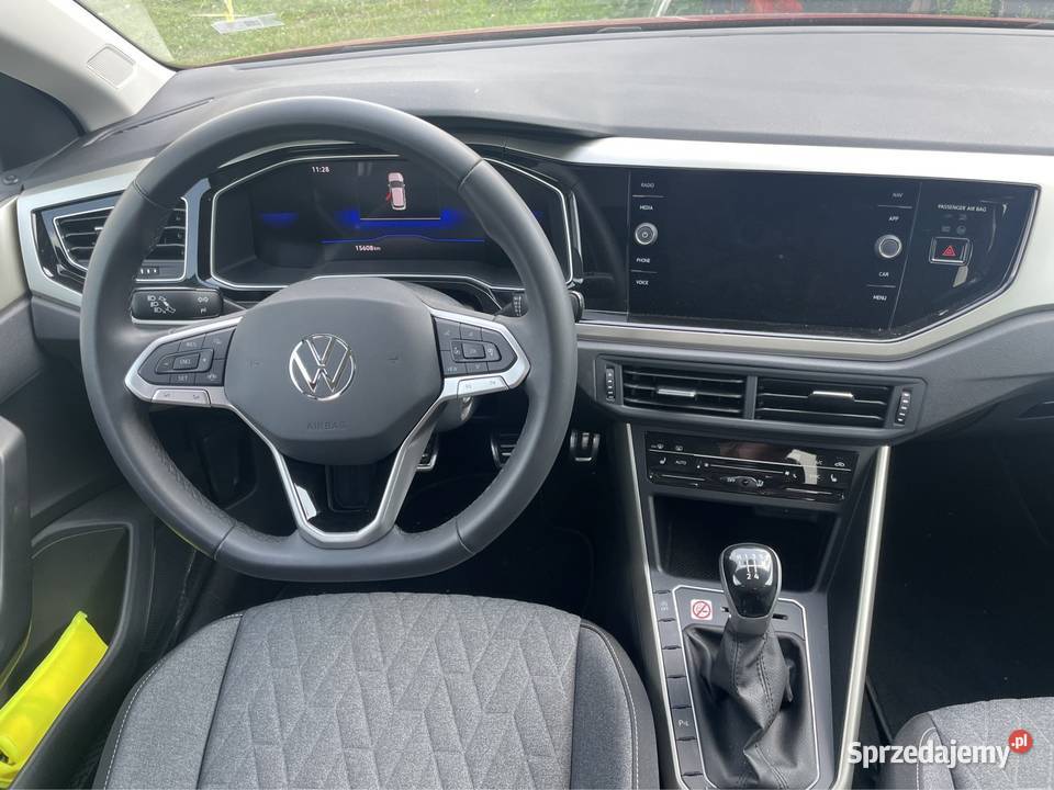 Volkswagen Polo 2023 FV23 15 przebiegu Sulejówek