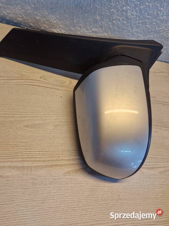 Lusterko prawe Ford Focus C 0307 Kwilcz