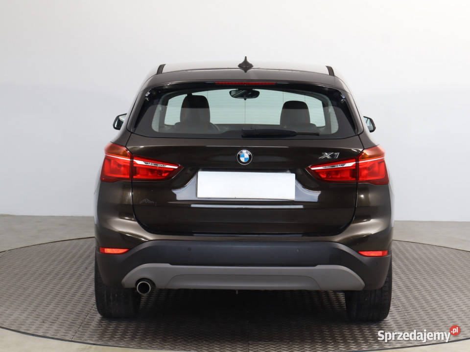 BMW X1 sDrive16d światła przeciwmgielne Bielany Wrocławskie sprzedam