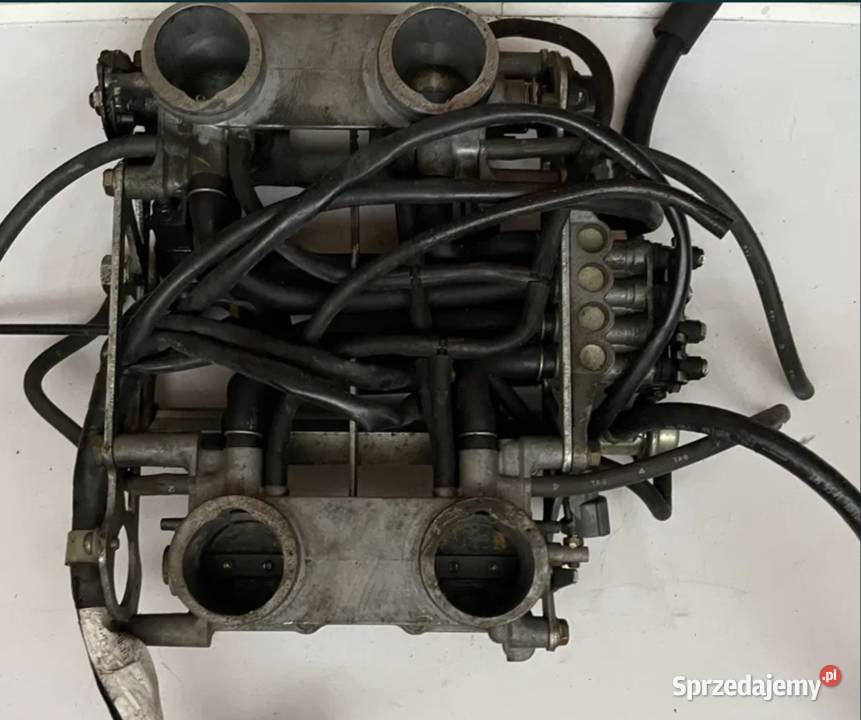 Przepustnice Honda VFR 800 rc46 Pozostałe wielkopolskie Ostrów Wielkopolski