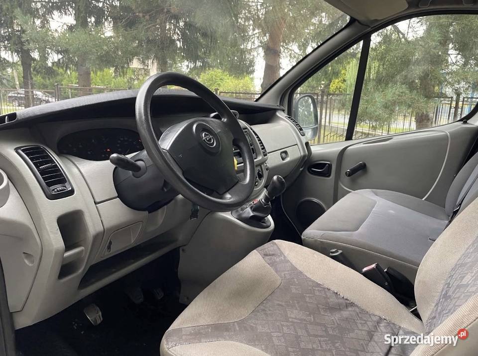 Opel Vivaro Long 19CDTI 82 2003 Pińczów