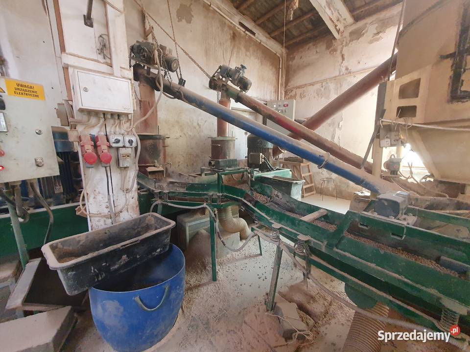 fabryka pelletu magazyny pełna infrastruktura