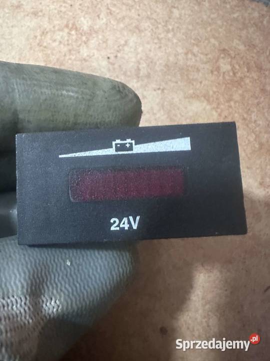 Curtis 24V Cyfrowy wskaźnik stanu naładowania Antonie